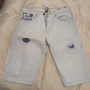 Vintage Tommy Hilfiger Shorts Size 30/32